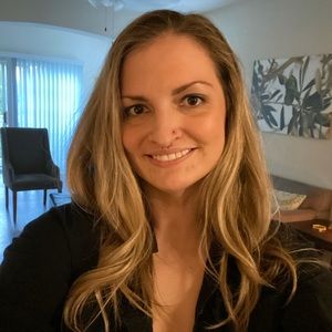 Meet your Posher, Justine